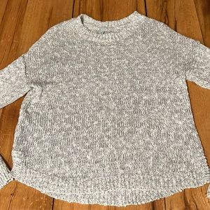 Susina Gray and White Marled Knit Sweater. Size Women’s Large.
